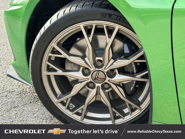 New 2026 Chevrolet Corvette Stingray Preferred Cpe w/ Z51 Performance Package RWD image 11