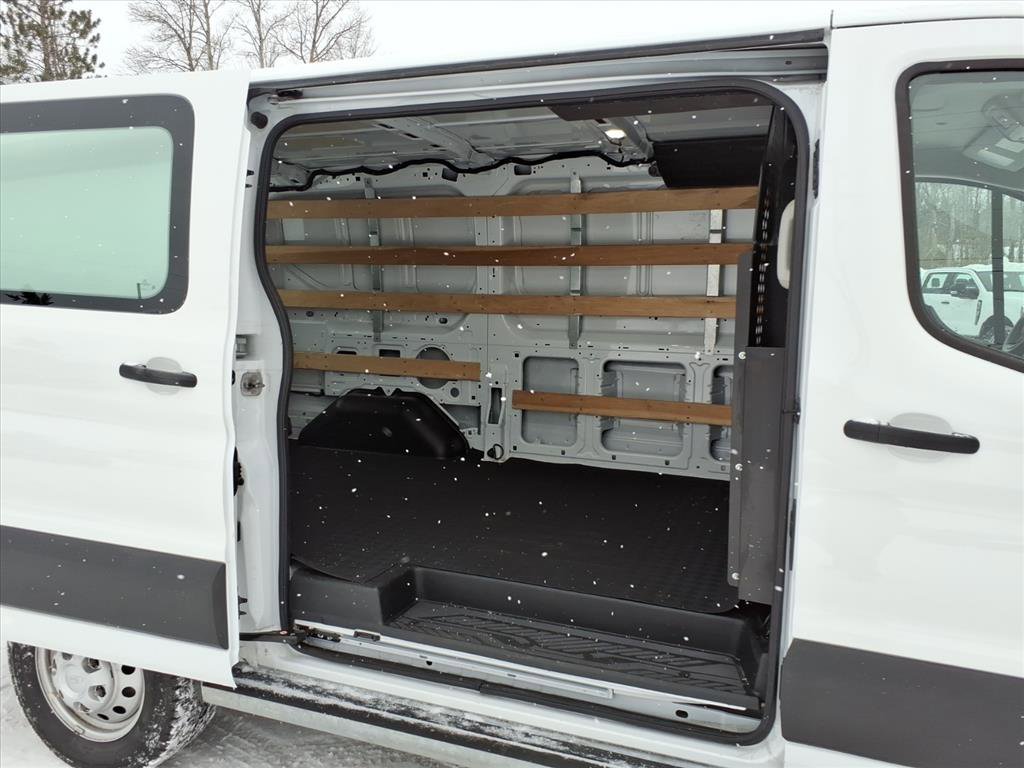 Used 2024 Ford Transit 250 Low Roof AWD w/ Exterior Upgrade Package image 11