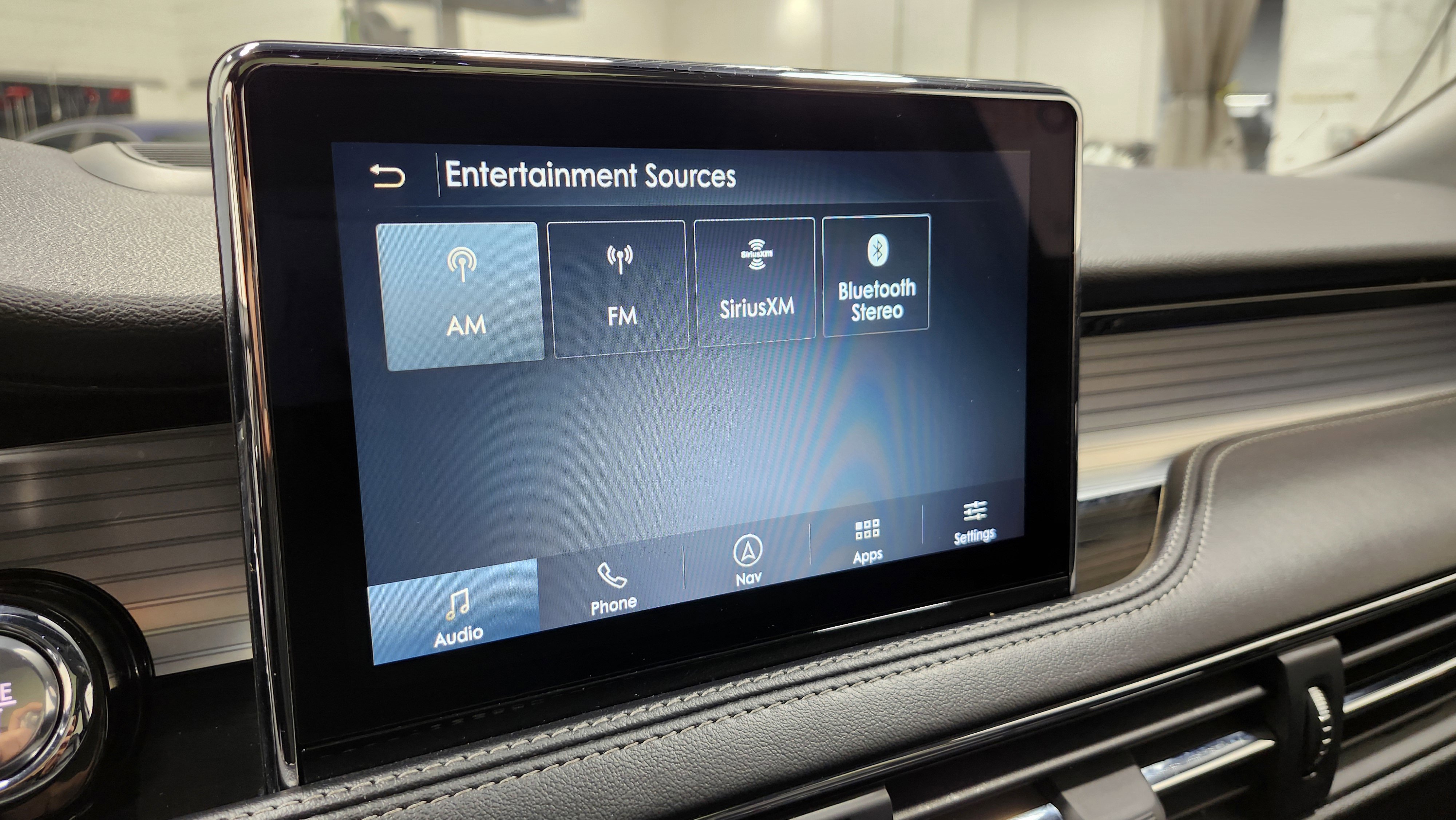 Used 2021 Lincoln Corsair AWD w/ Premium Package image 8