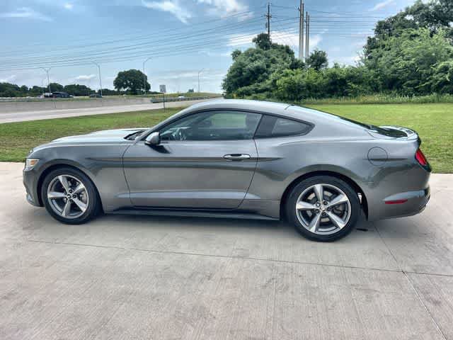 Used 2016 Ford Mustang Coupe w/ Equipment Group 051A RWD image 4