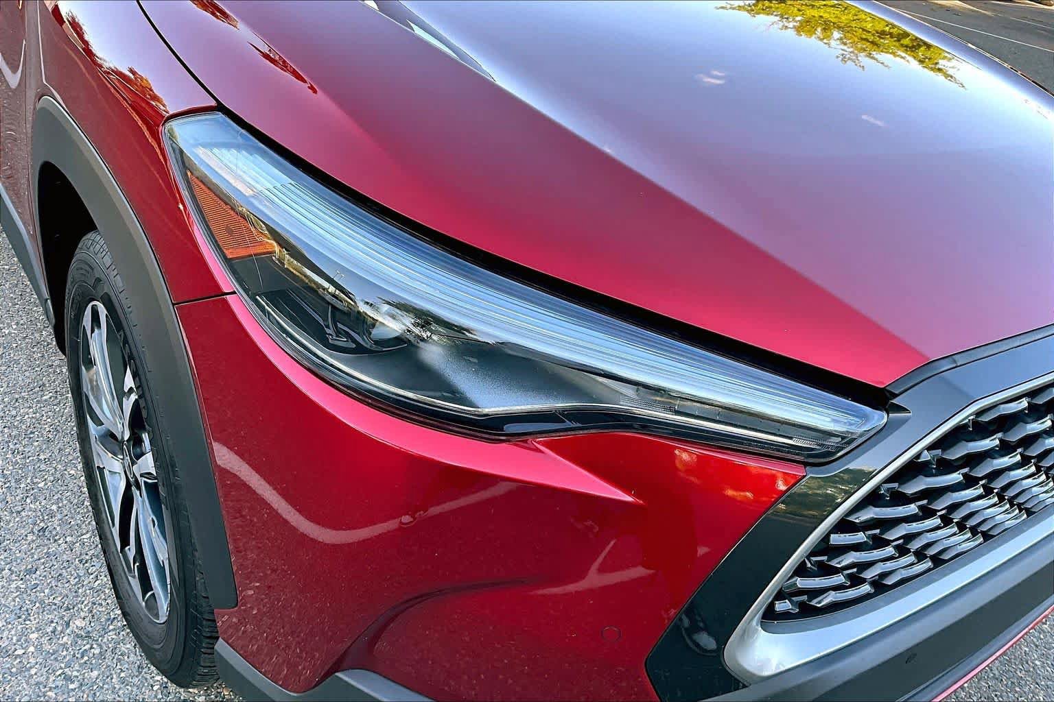 Certified 2025 Toyota Corolla Cross XLE AWD/4WD image 27