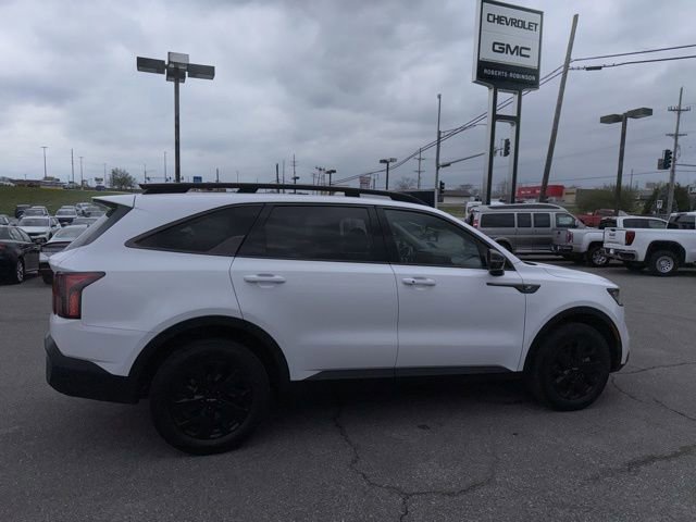 Used 2023 Kia Sorento S w/ Panoramic Sunroof Package image 10