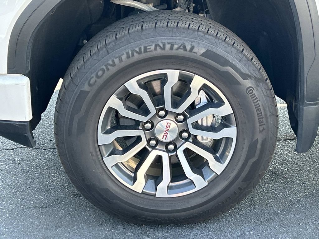 Used 2023 GMC Sierra 1500 AT4 w/ AT4 Premium Package AWD/4WD image 12