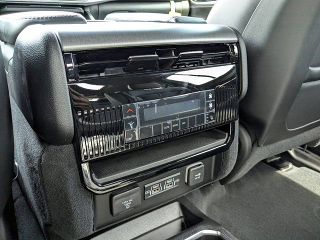 New 2026 Jeep Grand Wagoneer Limited w/ Premium Group II image 16