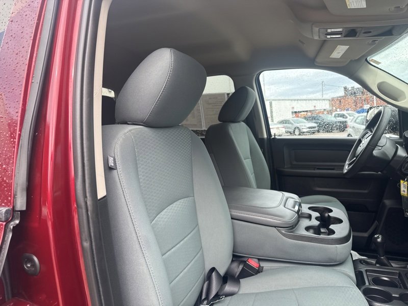 Used 2017 RAM 2500 Tradesman w/ Chrome Appearance Group image 16