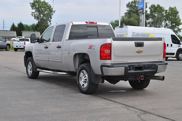 Used 2009 Chevrolet Silverado 2500 LT w/ Exterior Plus Package AWD/4WD image 5