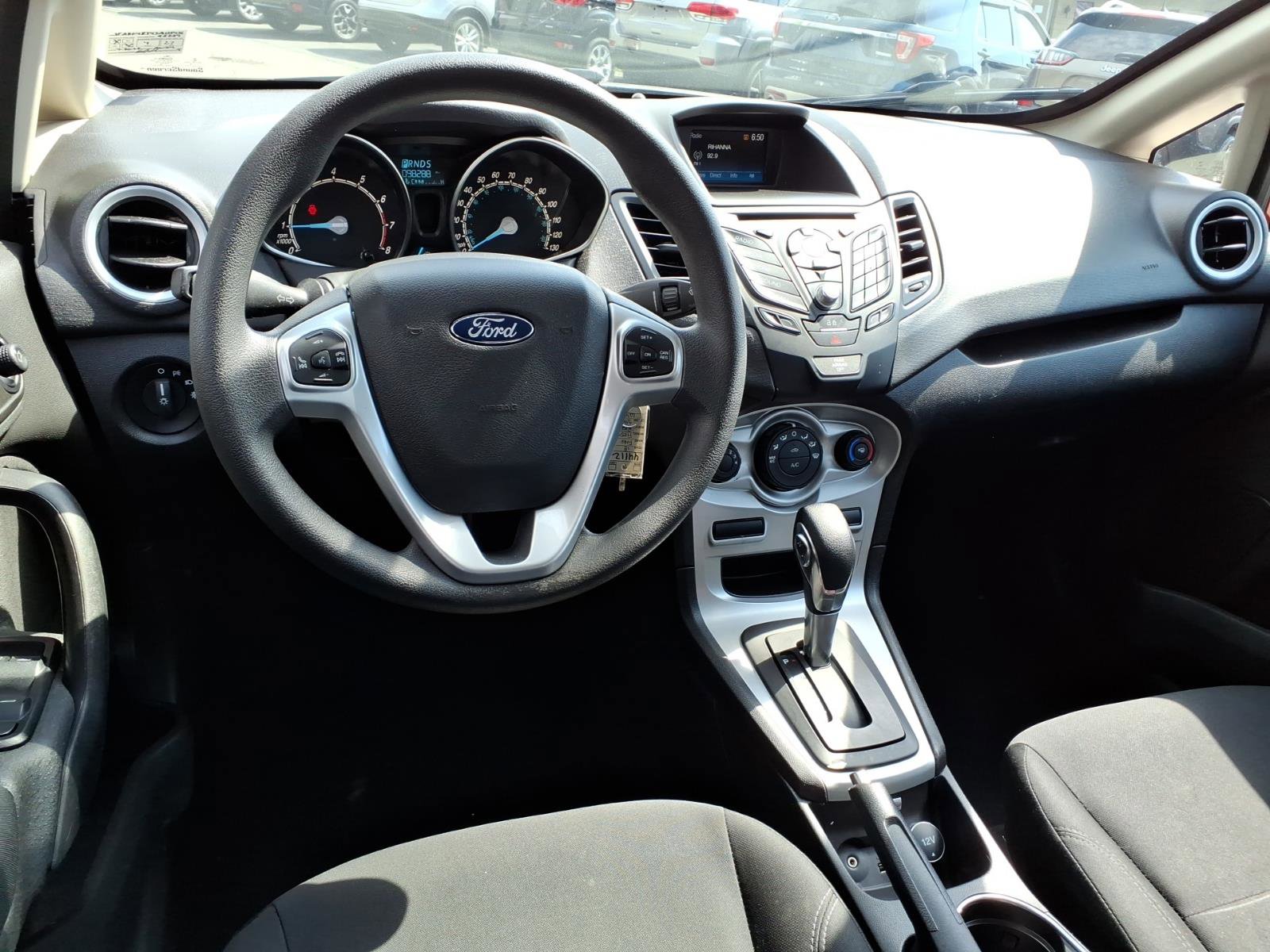 Used 2018 Ford Fiesta SE FWD image 7