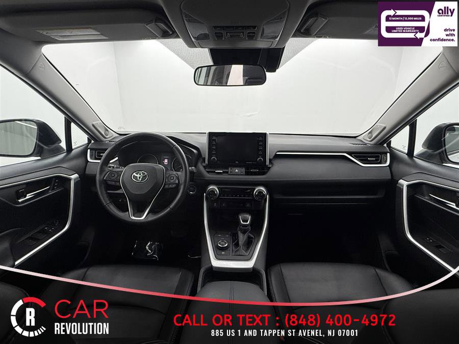 Used 2021 Toyota RAV4 XLE Premium AWD/4WD image 11