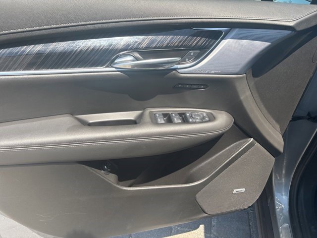 Certified 2025 Cadillac XT6 Premium Luxury image 18