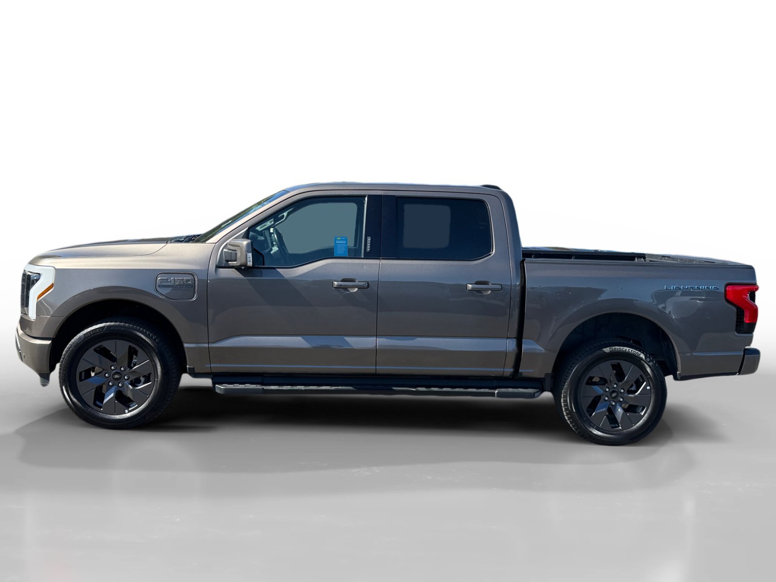 Used 2022 Ford F150 Lightning Lariat AWD/4WD image 2