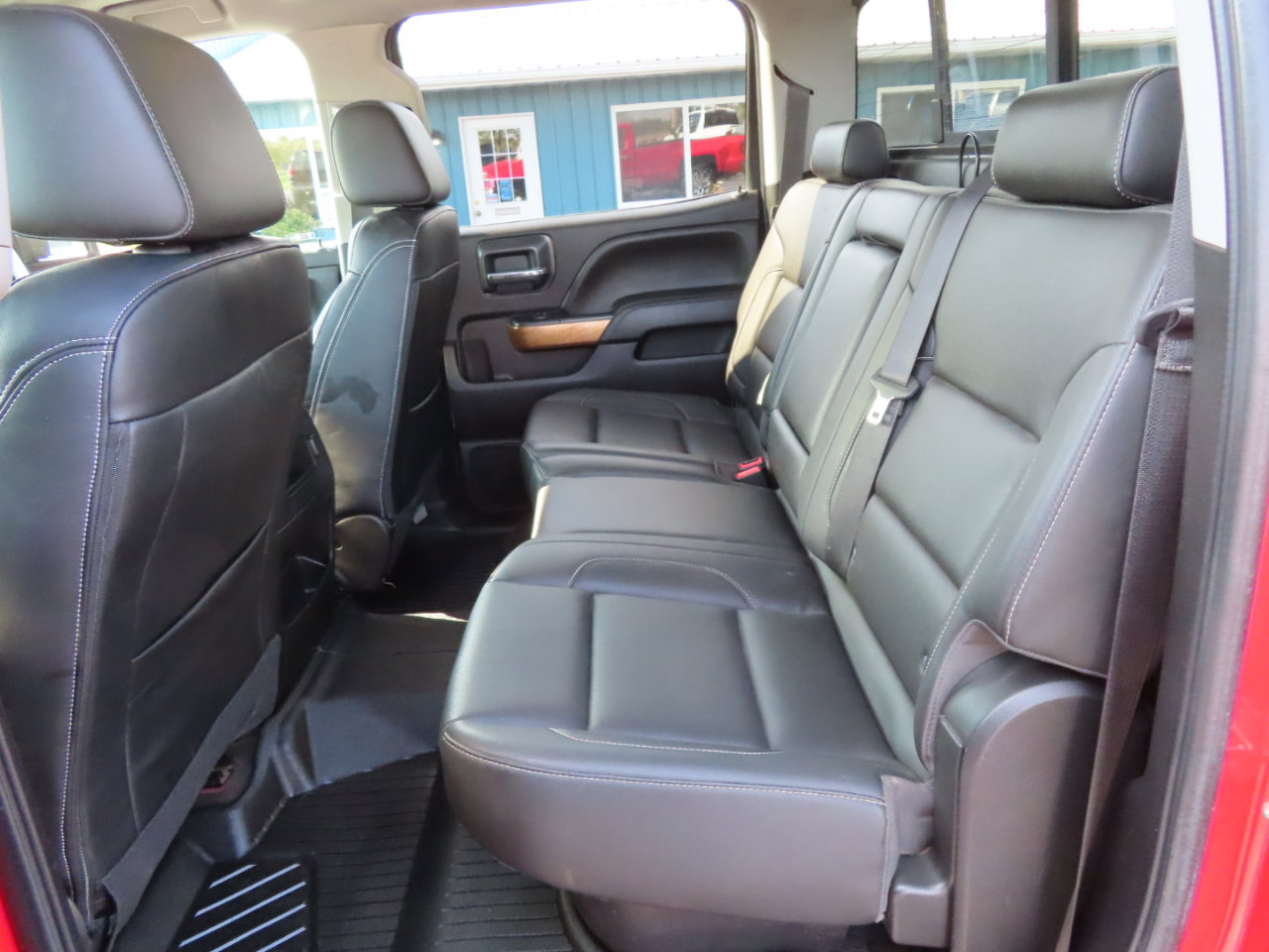 Used 2018 Chevrolet Silverado 2500 LTZ w/ Duramax Plus Package image 42