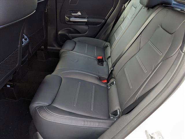 New 2025 Mercedes-Benz GLA 35 AMG 4MATIC image 14