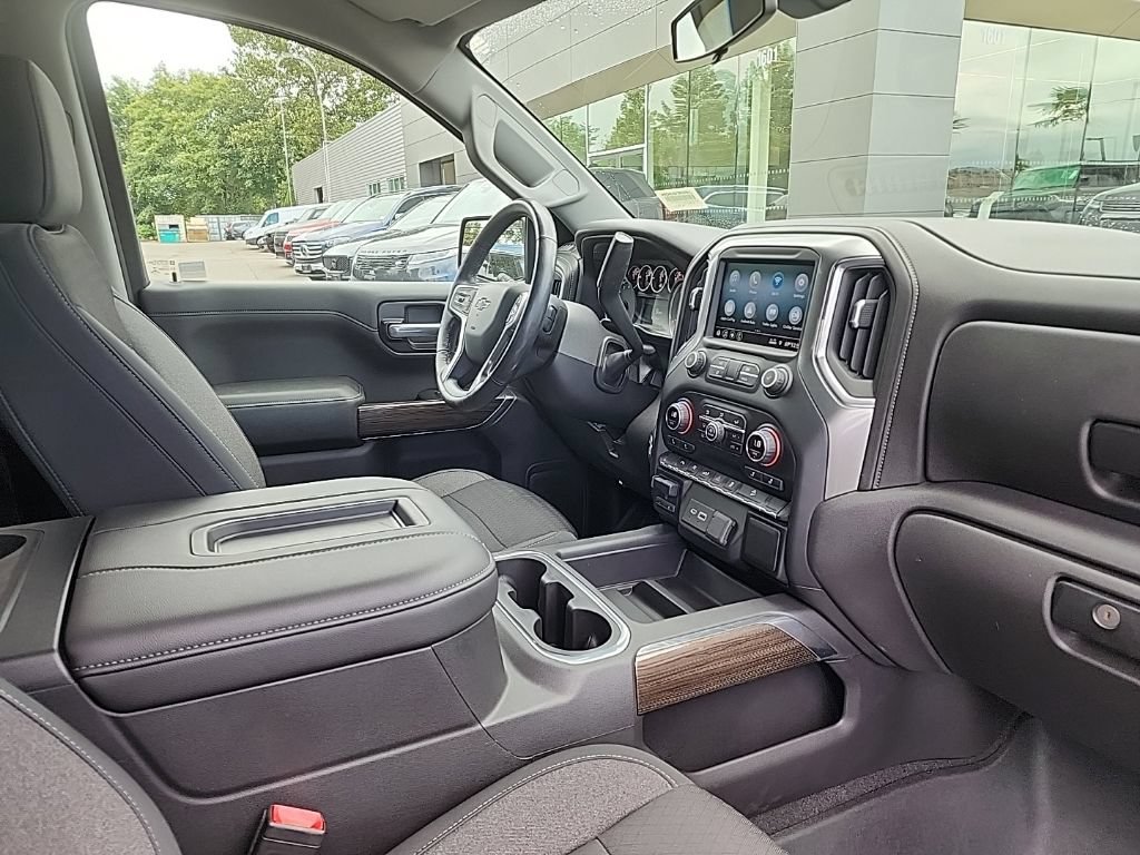 Used 2020 Chevrolet Silverado 1500 LT Trail Boss AWD/4WD image 20