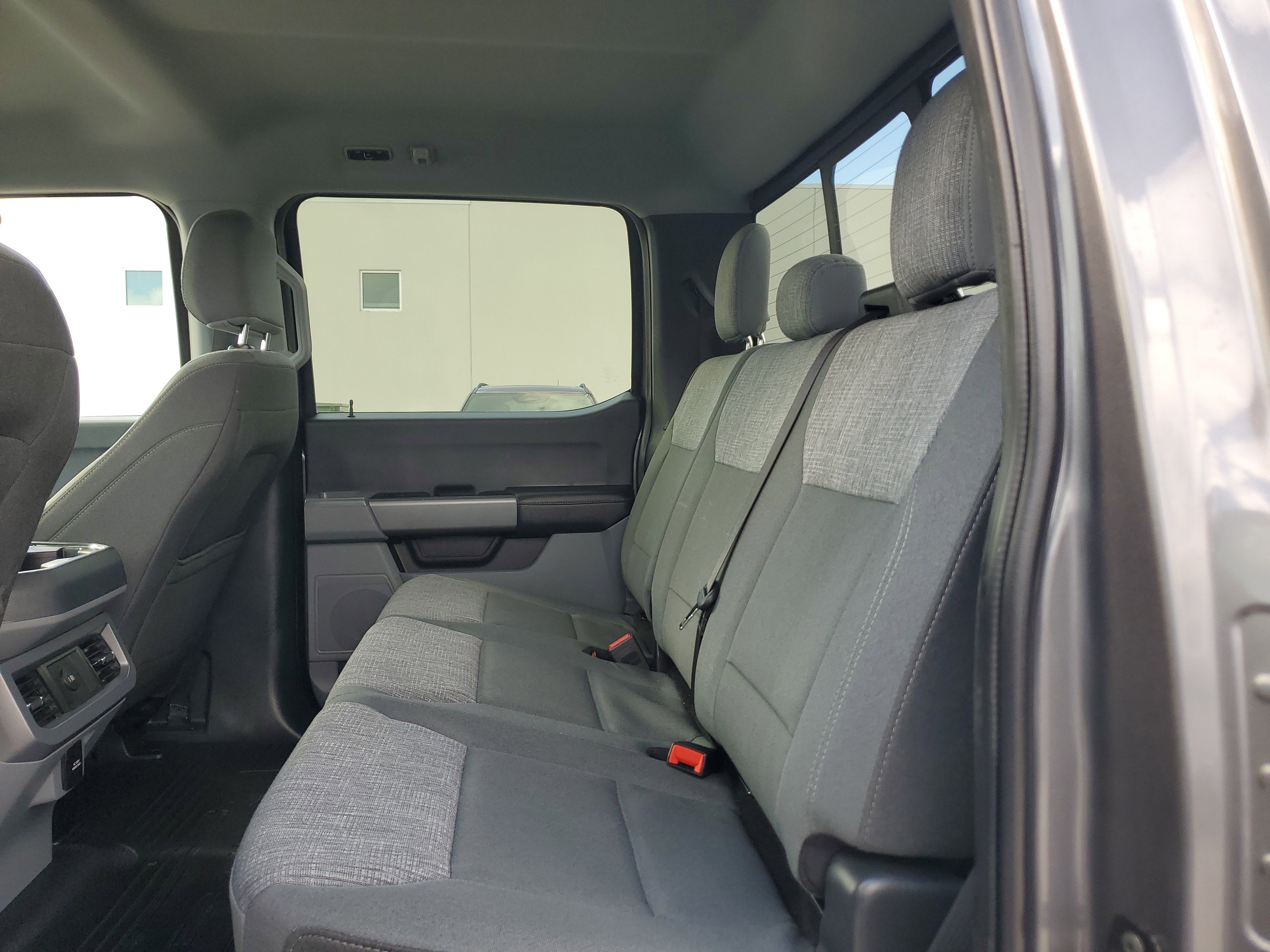 Used 2025 Ford F450 XLT w/ 360-Degree Camera Package image 14