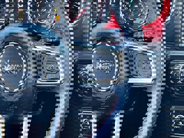 Used 2018 Jeep Wrangler Unlimited Rubicon w/ Dual Top Group AWD/4WD image 24