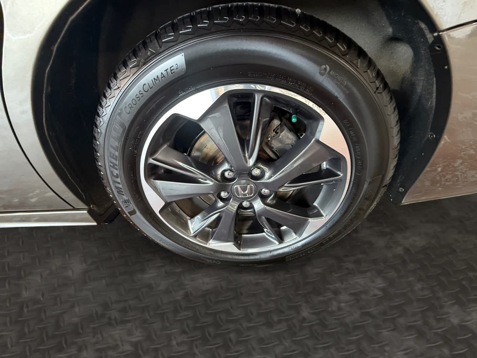 Used 2021 Honda Odyssey Elite image 9