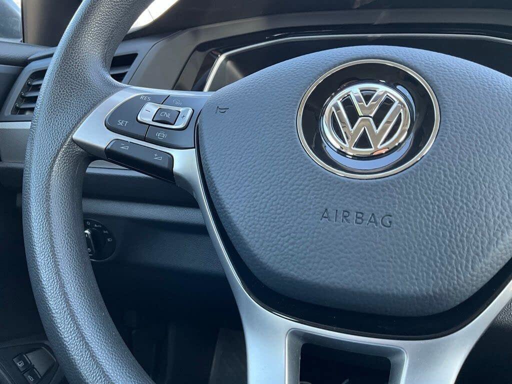 Used 2021 Volkswagen Jetta S image 22