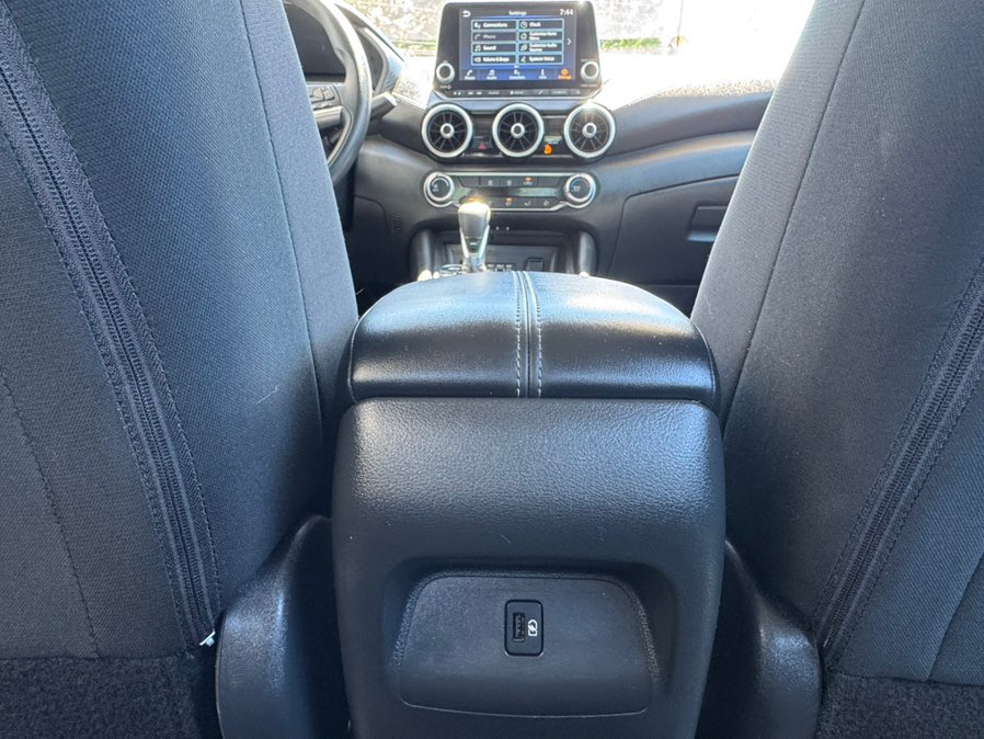 Used 2024 Nissan Sentra SV FWD image 27