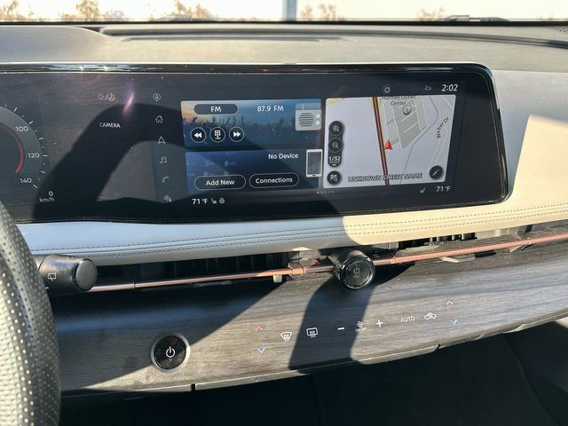 Used 2024 Nissan Ariya AWD image 20