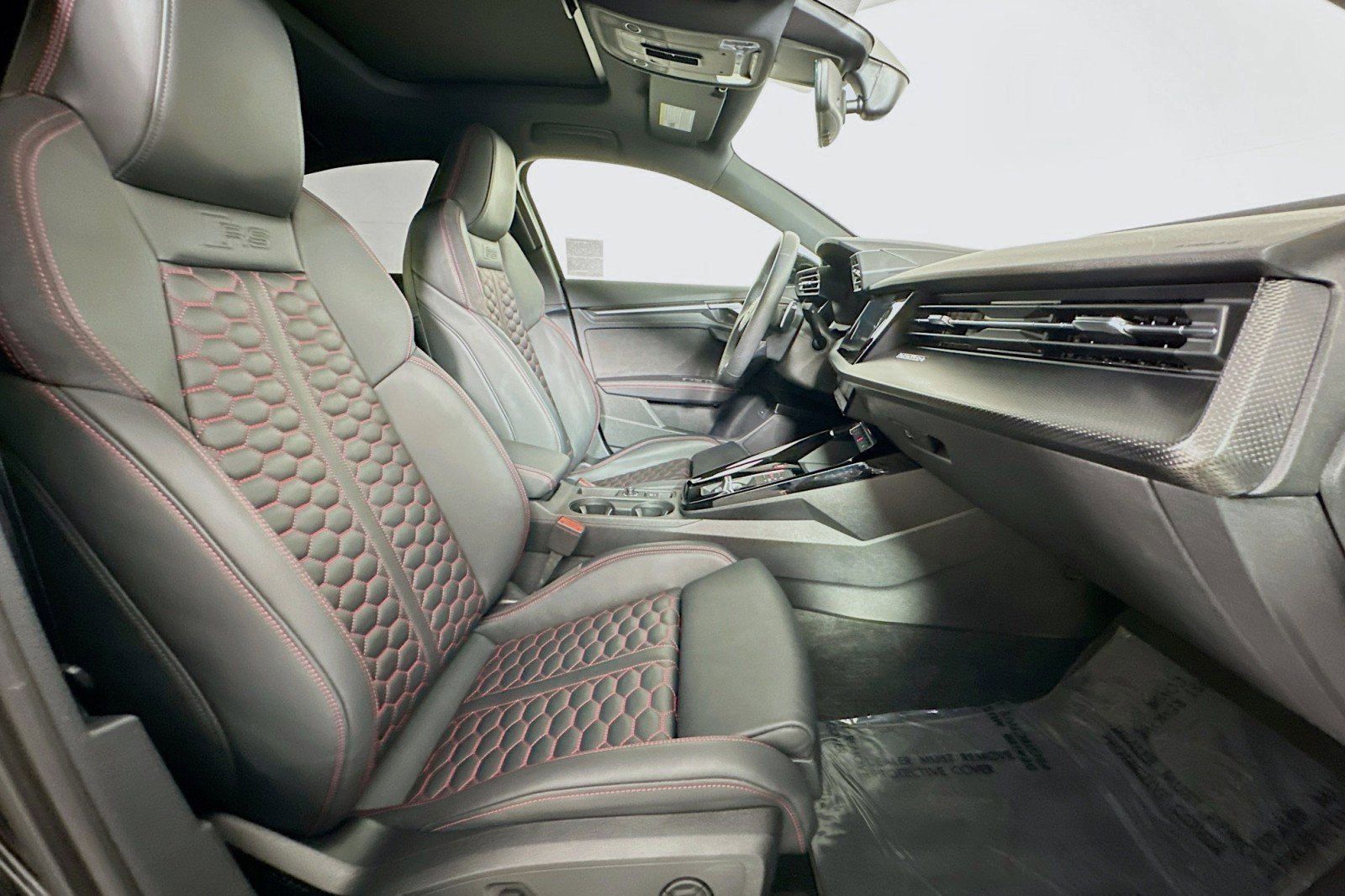 Used 2024 Audi RS 3 image 8