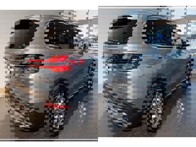 New 2026 BMW X5 xDrive40i w/ Climate Comfort Package image 46