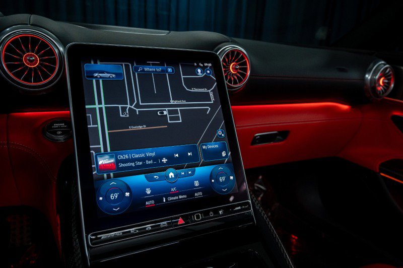 Certified 2022 Mercedes-Benz SL 55 AMG 4MATIC image 28