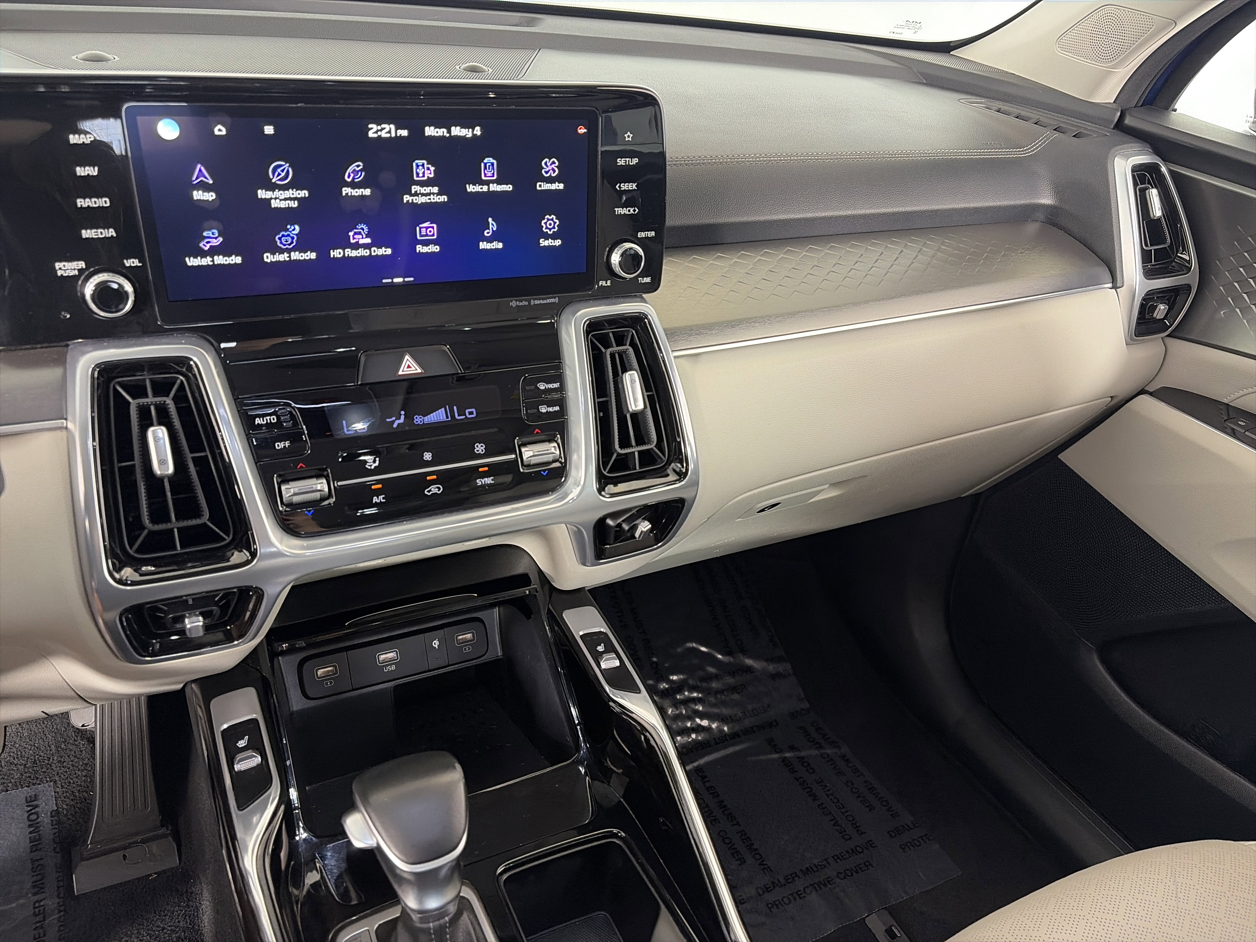 Certified 2023 Kia Sorento SX AWD/4WD image 4