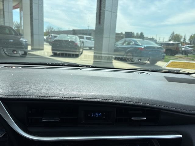 Used 2019 Toyota Corolla SE FWD image 15
