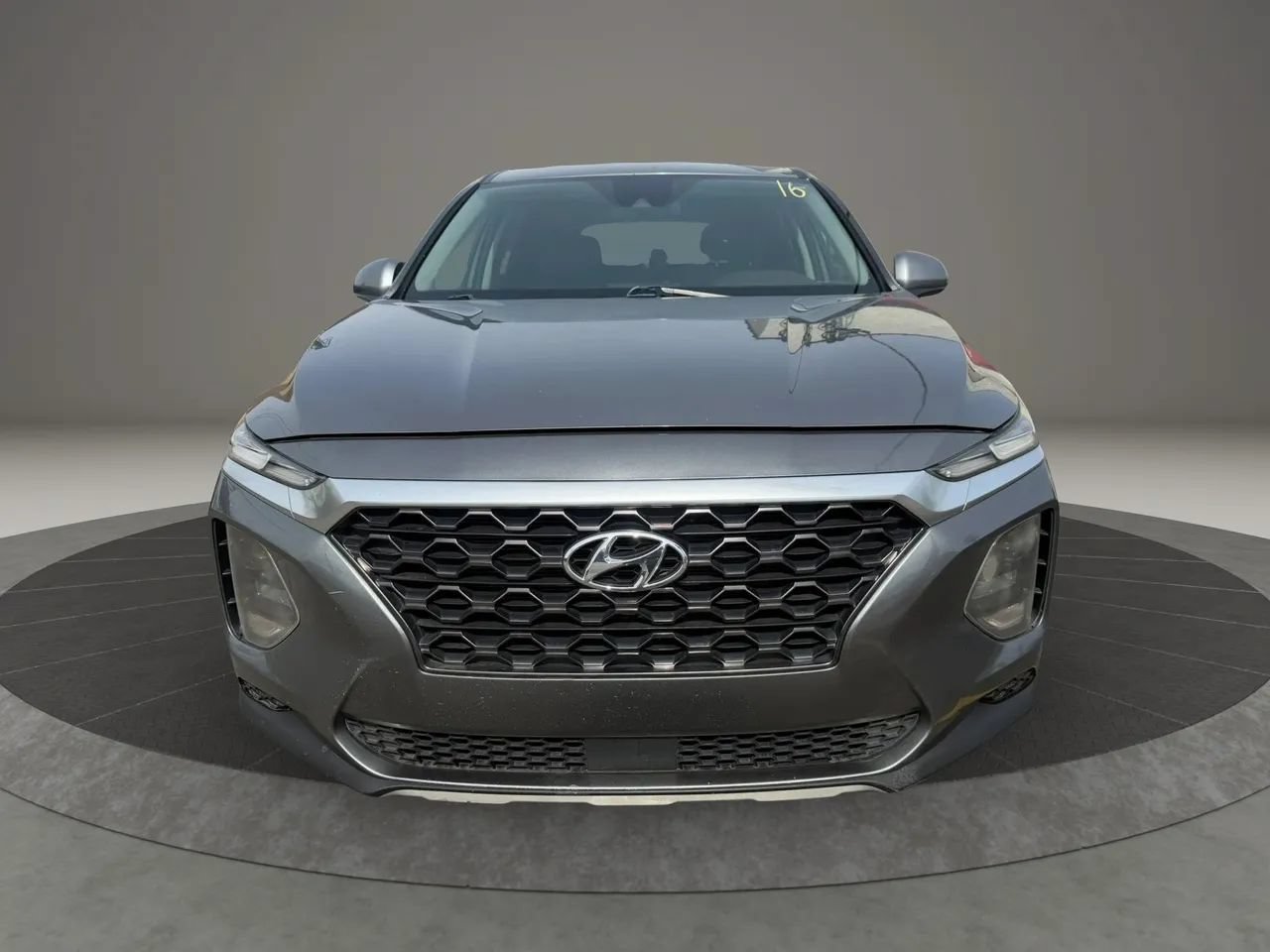 Used 2019 Hyundai Santa Fe SE FWD image 1