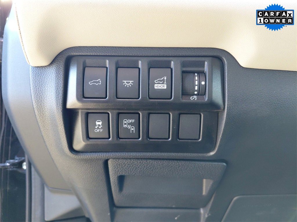 Used 2022 Subaru Ascent Limited image 29