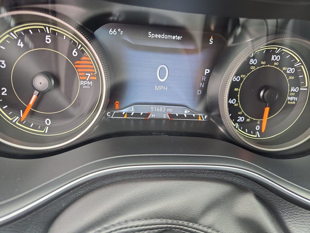 Used 2023 Jeep Cherokee Altitude Lux AWD/4WD image 18