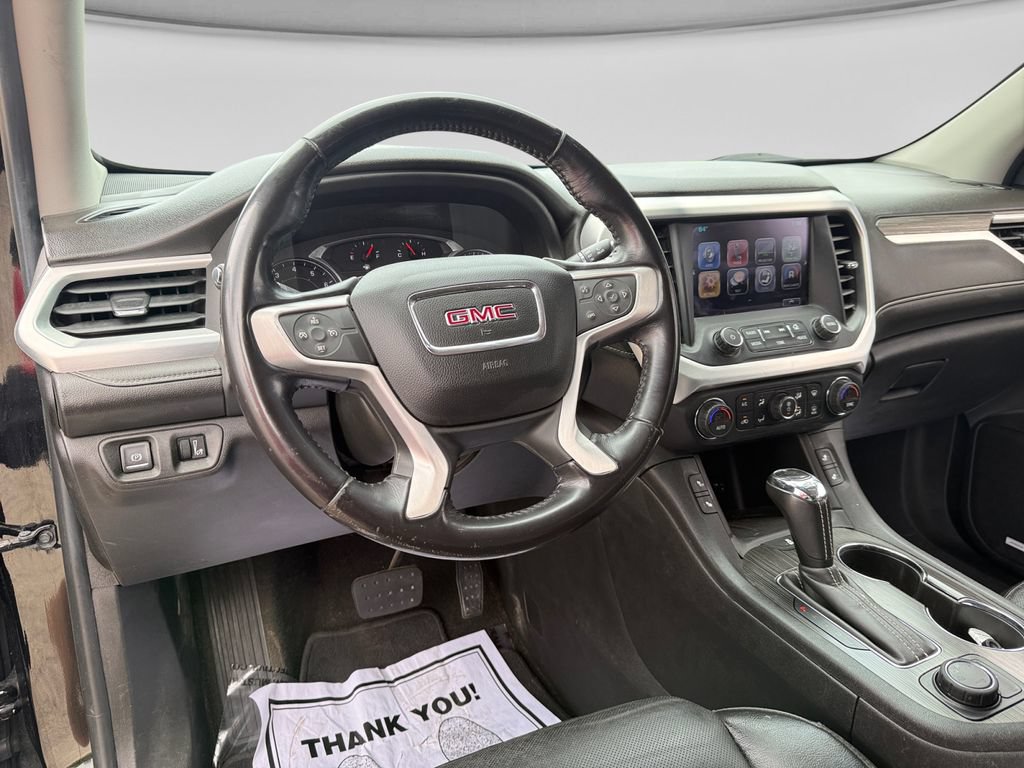 Used 2018 GMC Acadia SLT AWD/4WD image 17