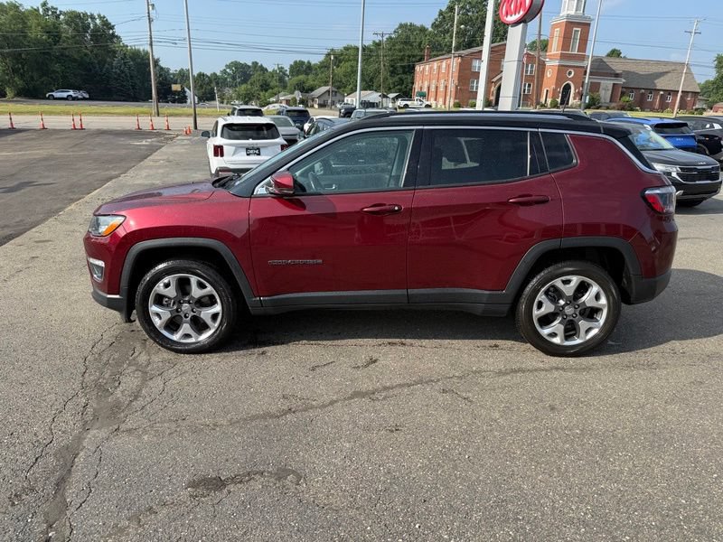 Used 2021 Jeep Compass Limited w/ Elite Interior Group AWD/4WD image 5