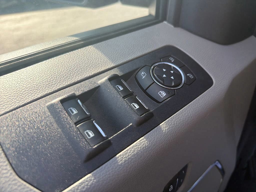 Used 2018 Ford F150 Lariat AWD/4WD image 28