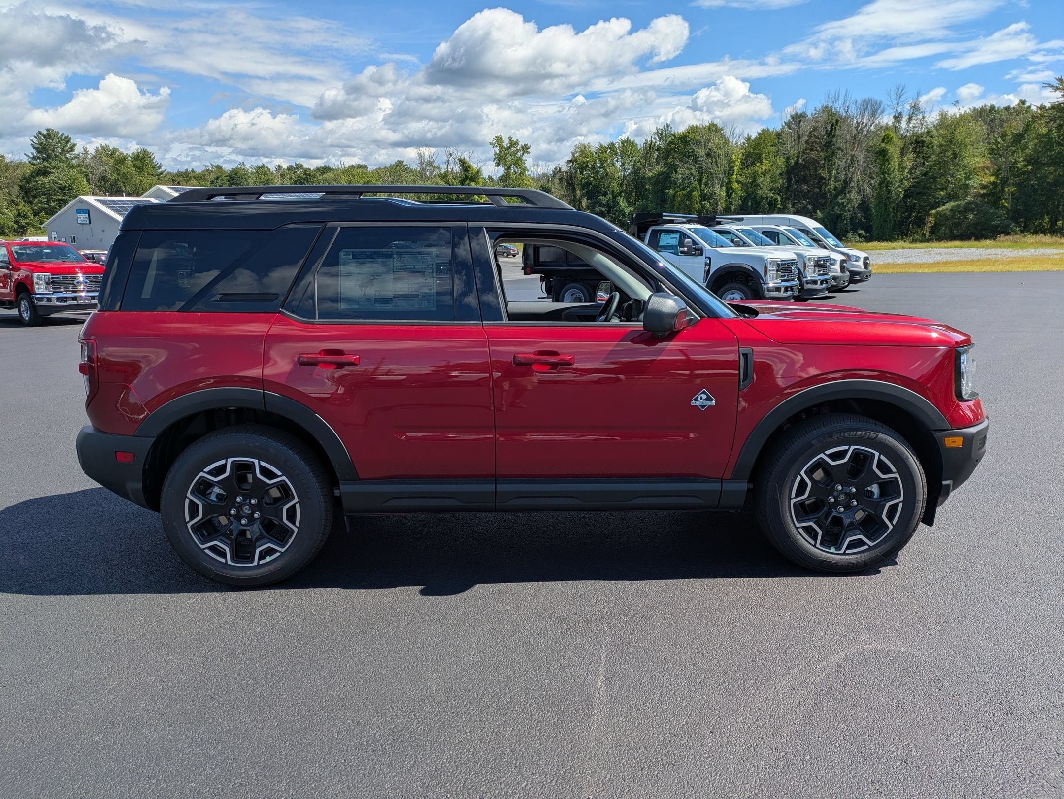 New 2026 Ford Bronco Sport Outer Banks w/ Outer Banks Tech Package+ AWD/4WD image 2