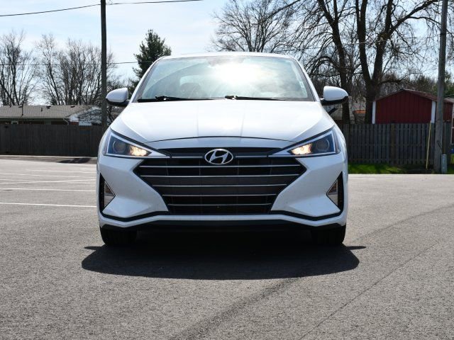 Used 2020 Hyundai Elantra Value Edition w/ Cargo Package (C1) image 2