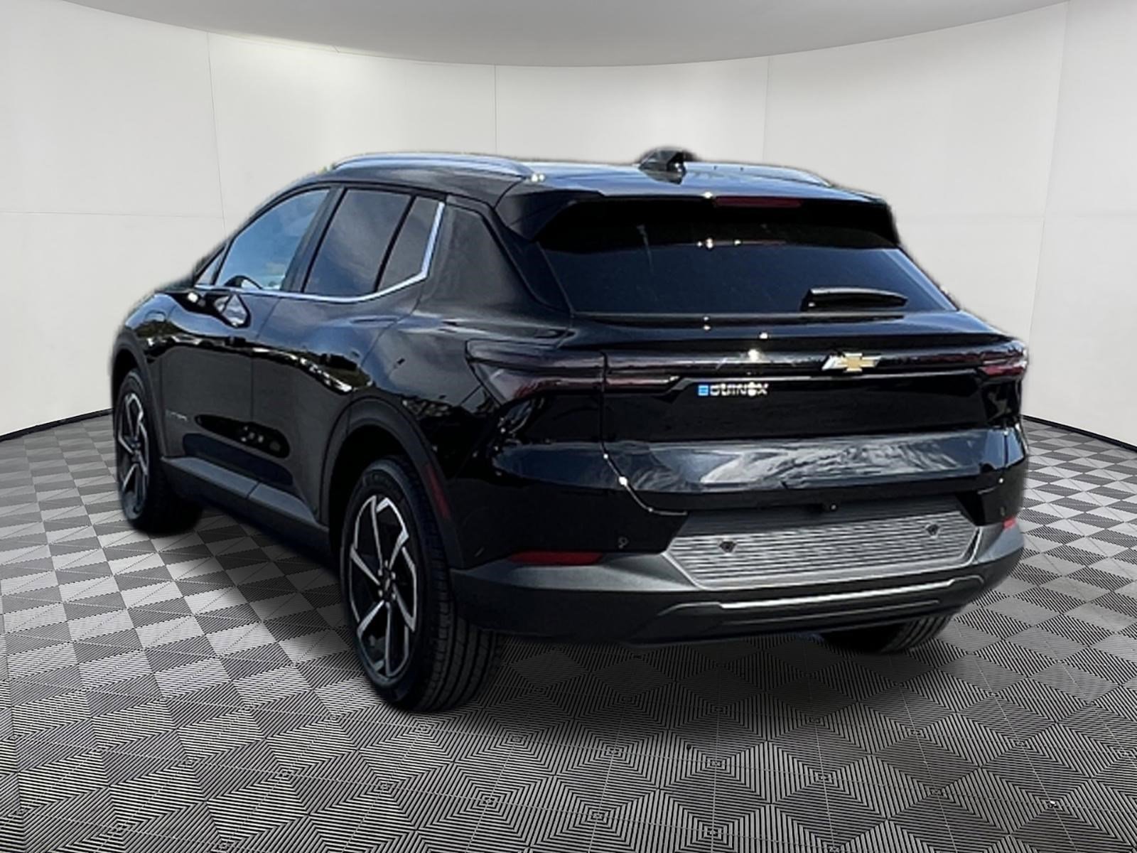 New 2026 Chevrolet Equinox EV LT FWD image 4