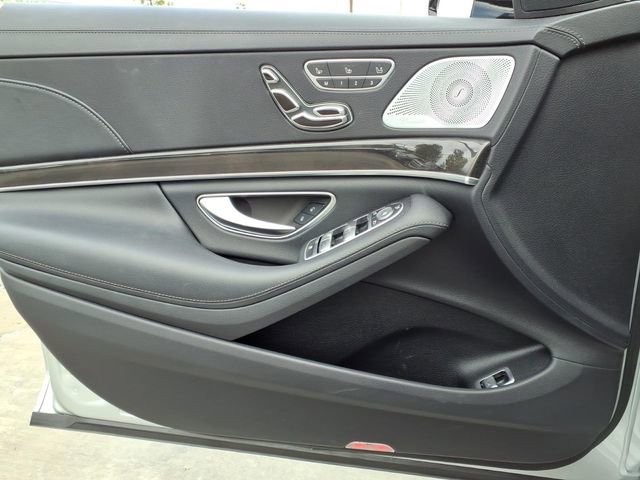 Used 2020 Mercedes-Benz S 450 Sedan image 26