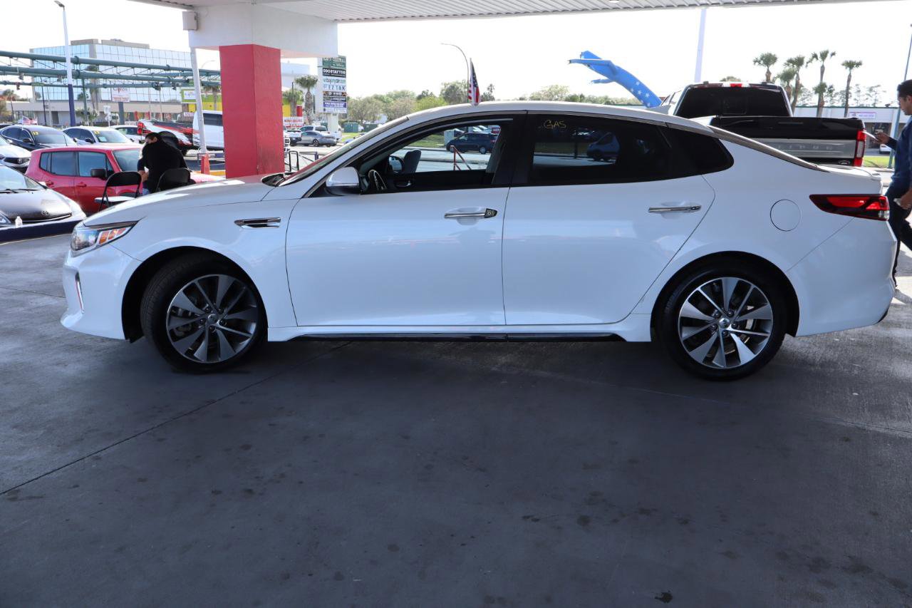 Used 2018 Kia Optima S w/ 18" Alloy Wheels Package image 12