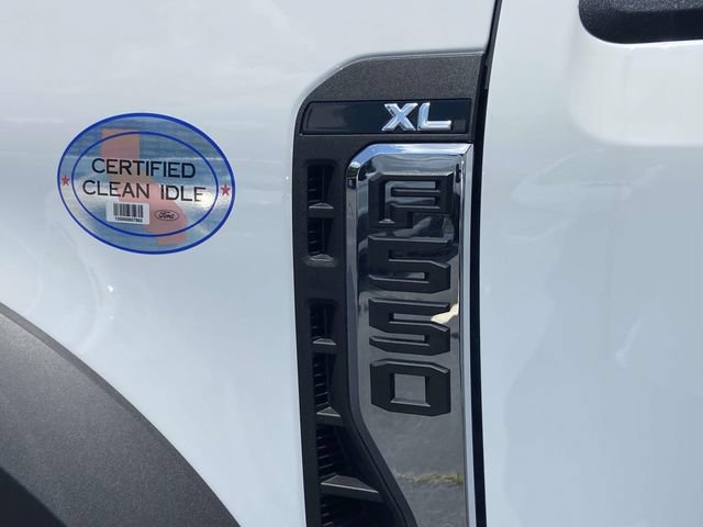 New 2026 Ford F550 2WD Regular Cab Super Duty image 9