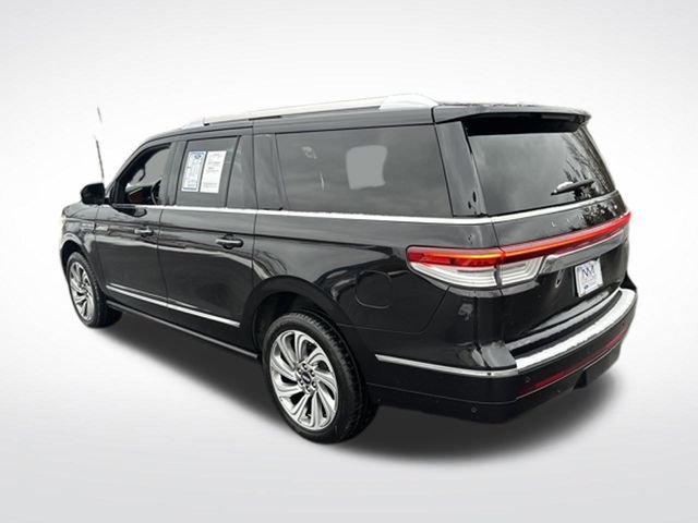 Used 2024 Lincoln Navigator L 4WD image 5