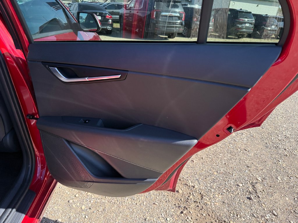 Used 2025 Kia Niro LX FWD image 35