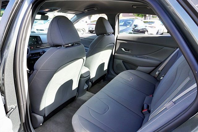Certified 2026 Hyundai Elantra Sport FWD image 16