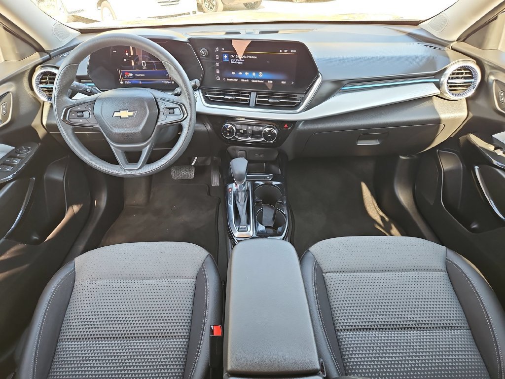 Used 2026 Chevrolet Trax LT FWD image 26