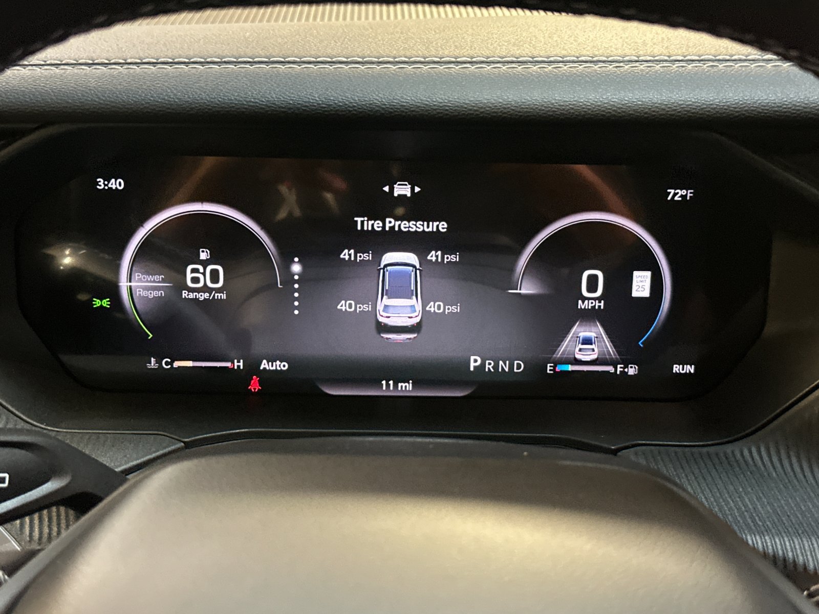New 2026 Jeep Cherokee Overland w/ Advanced Pro Tech Group AWD/4WD image 24