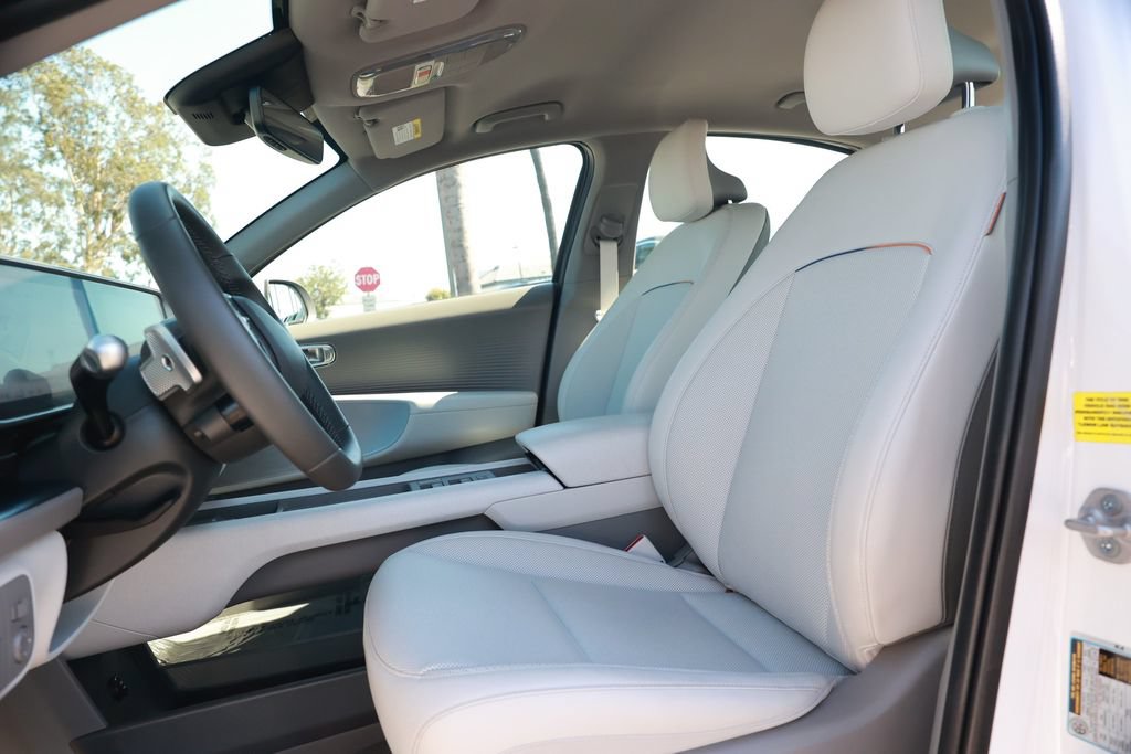 Used 2025 Hyundai Ioniq 6 SEL AWD/4WD image 19
