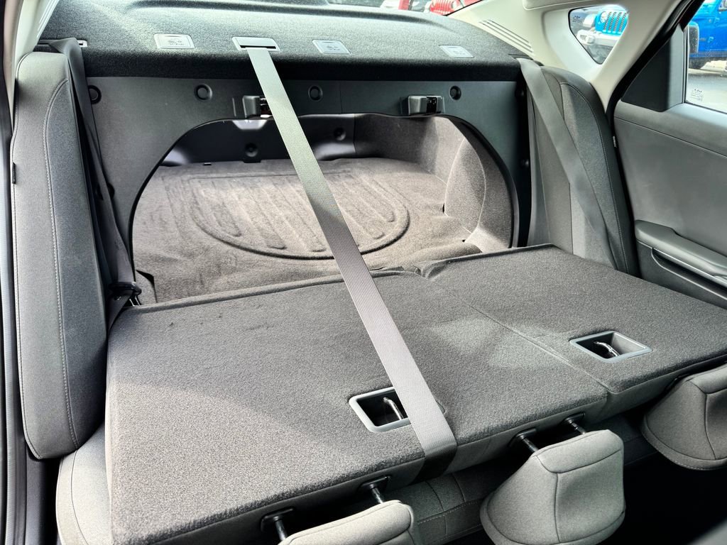 Used 2025 Kia K4 LXS image 16