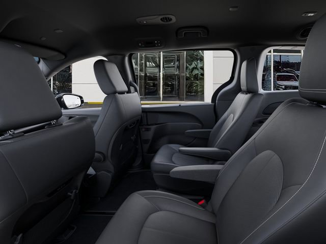 New 2026 Chrysler Pacifica Select FWD image 23