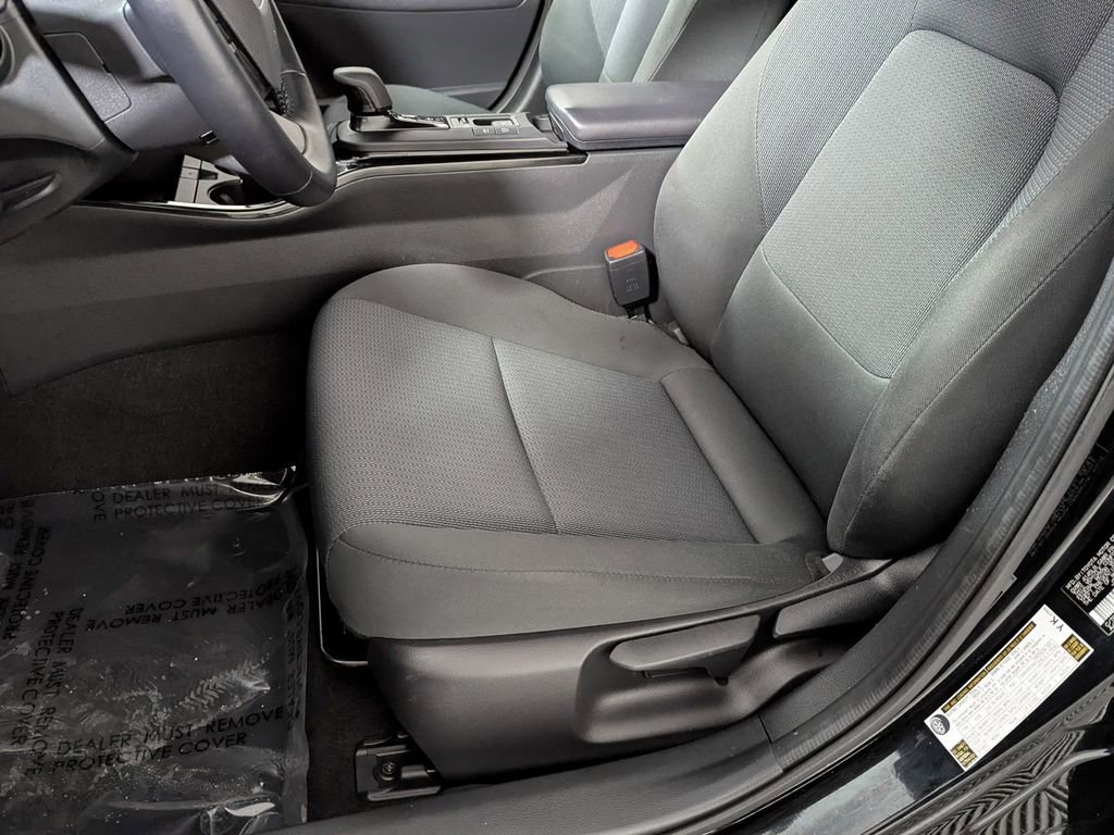 Used 2024 Toyota Prius LE image 17