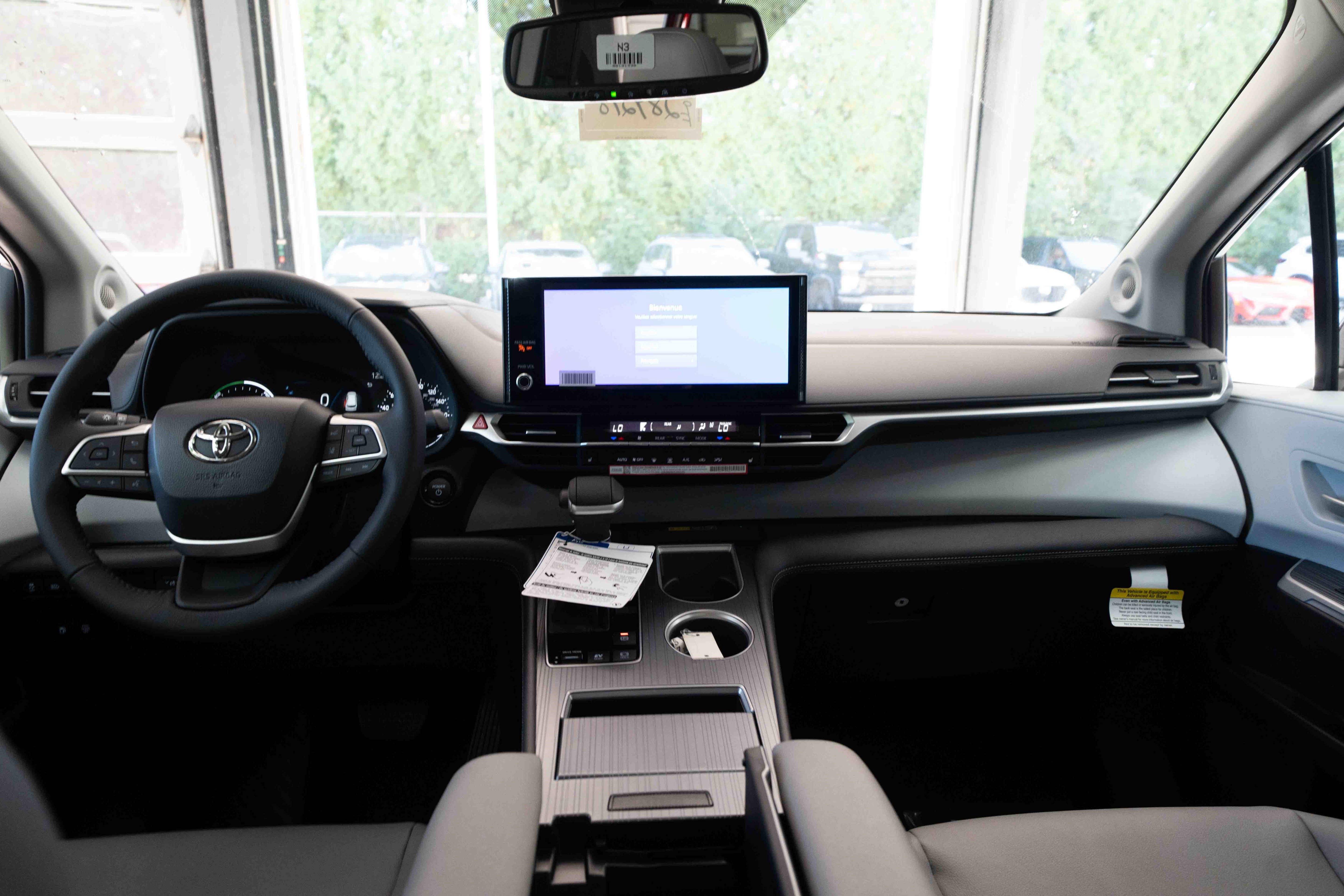 New 2026 Toyota Sienna XLE AWD/4WD image 20